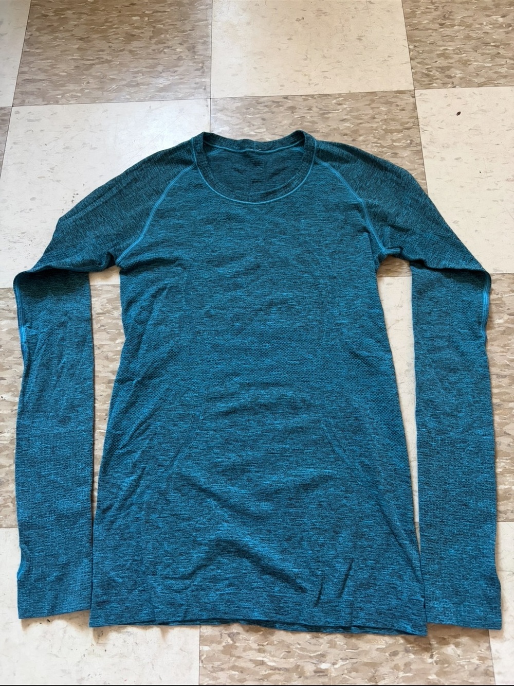 Teal Lululemon Swiftly Tech Long Sleeve Crew shirt